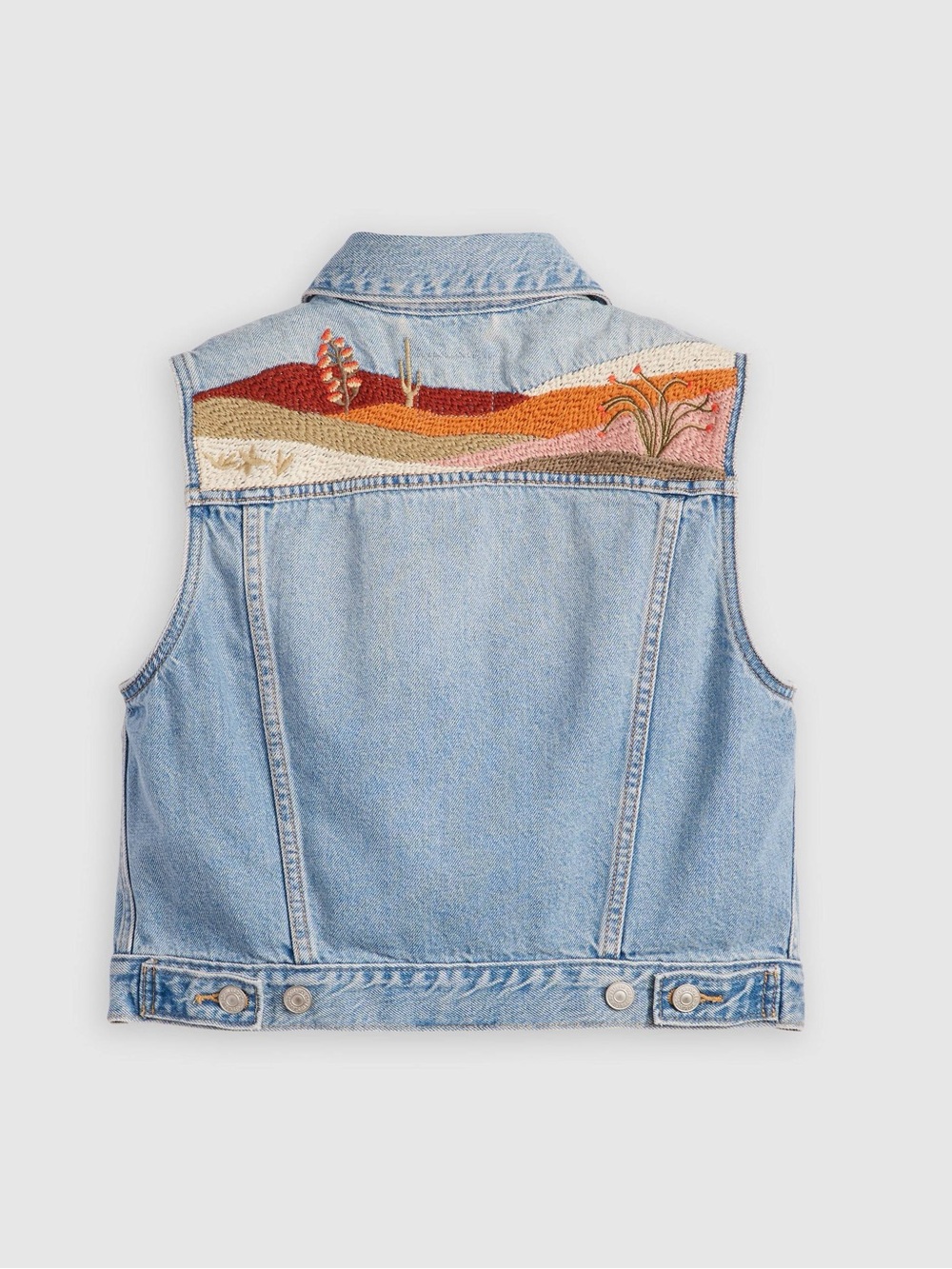 Levi's Light Blue Desert Utopia Embroidered Denim Vest and 501 90’s Jeans Set - Picture 4 of 16
